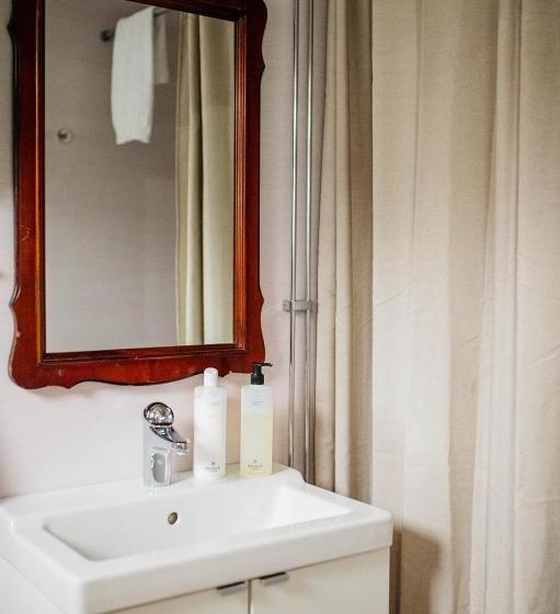 膳宿费 Skrea Backe Bo