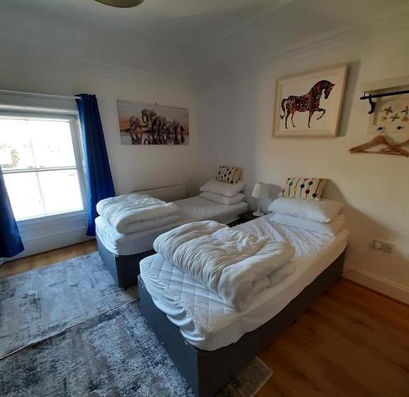 פנסיון Streete Retreat Centre N91 Cf20