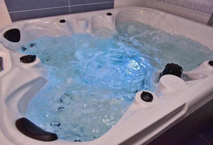 پانسیون Villa Vlae