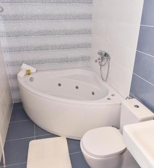 پانسیون Villa Vlae