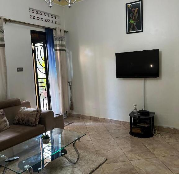 پانسیون Tropical Oasis Retreat