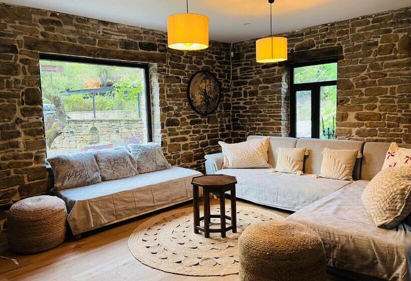 بنسيون Verta House