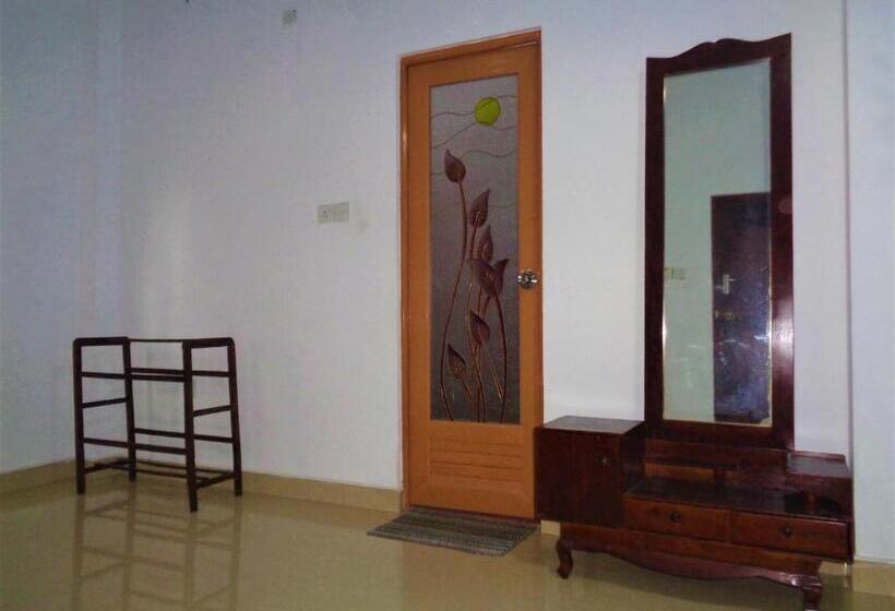 Пансион Villa Anura