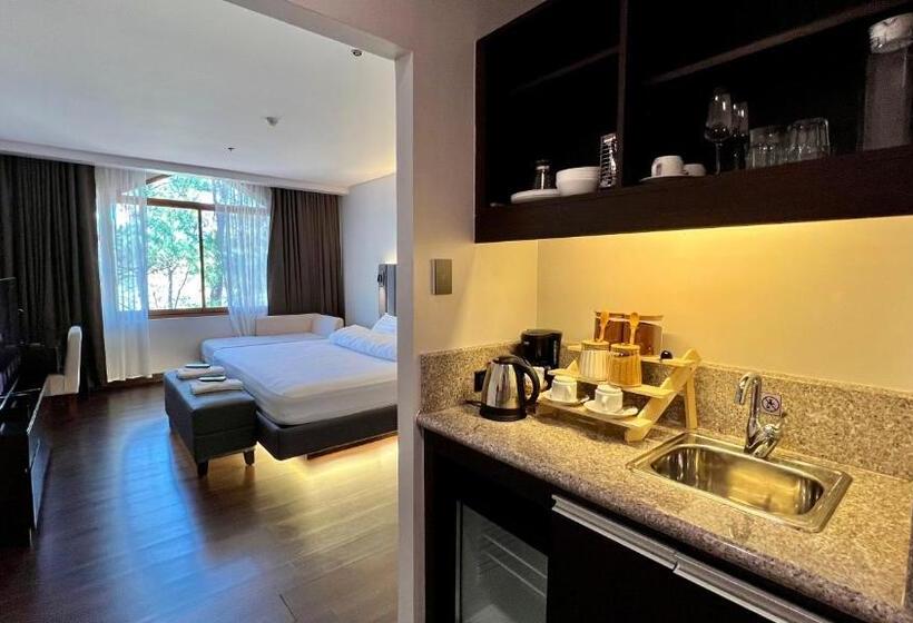 Relaxing Forest View At Forest Lodge Hotel, Cjh Private Unit 554