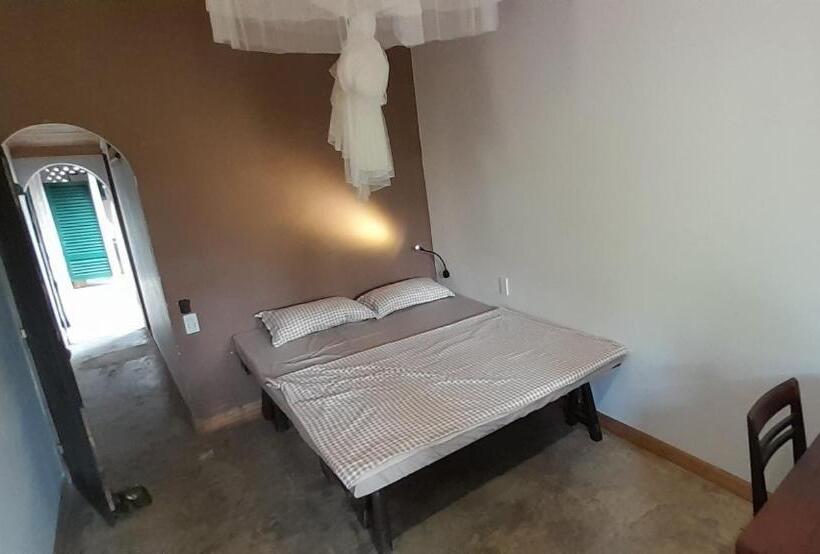 استراحتگاه Tina Lakeside Ao đôi Phước Hải