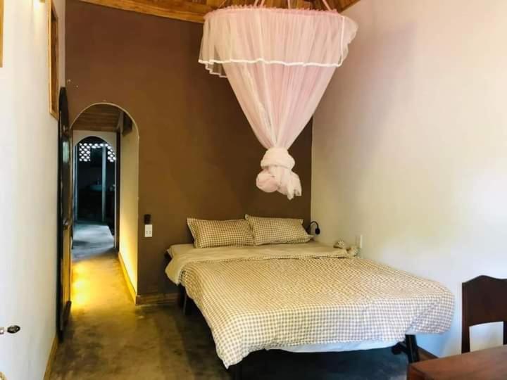 استراحتگاه Tina Lakeside Ao đôi Phước Hải