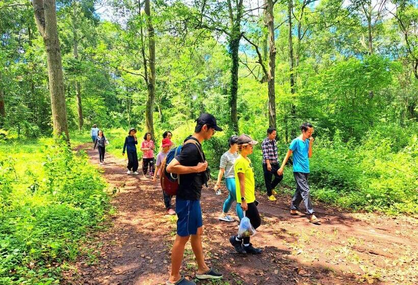 استراحتگاه Tina Lakeside Ao đôi Phước Hải