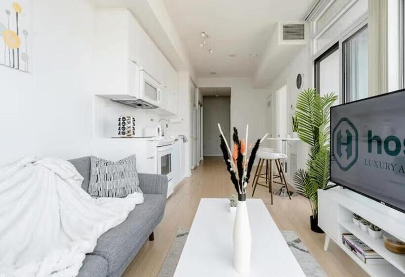 هاستل Royal Inn