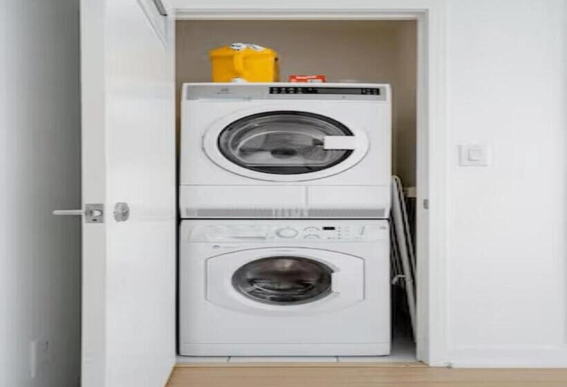 هاستل Royal Inn