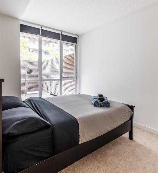 هاستل Royal Inn