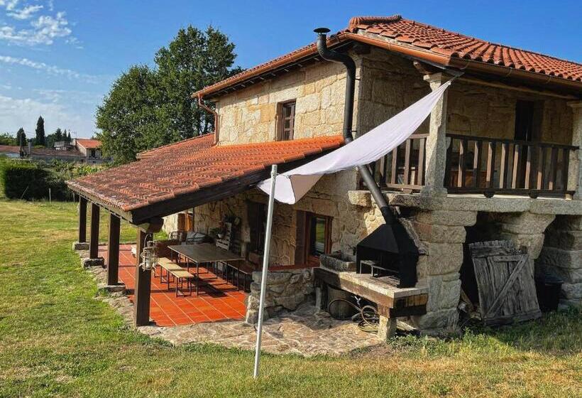 민박 Habitación Para 4 Personas En Casa De Campo. Baño Privado Y Balcón. Piscina