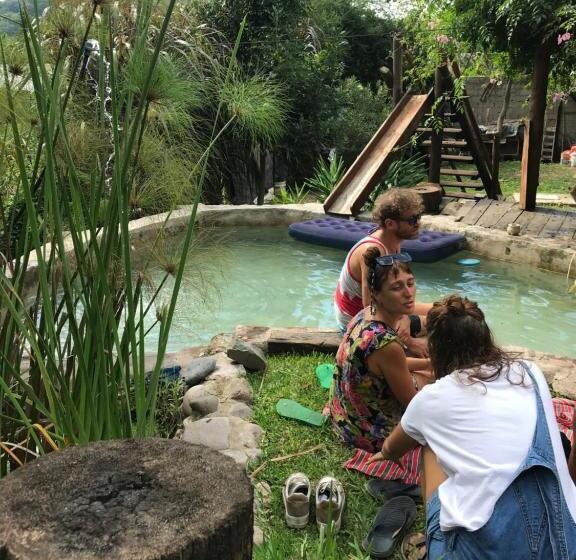 住宿加早餐  Hostel House Casa De Los Pájaro