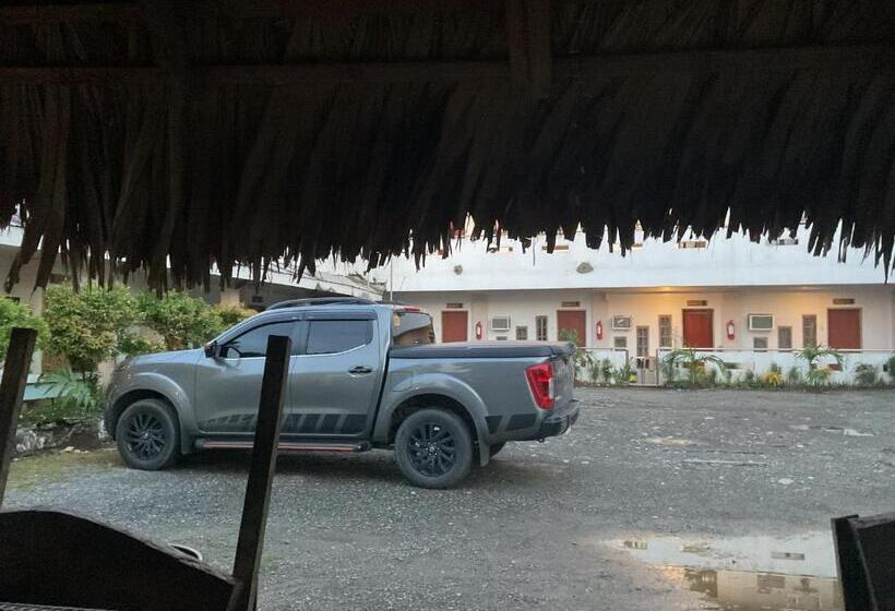 تختخواب و صبحانه Rvs Birdland Staycation