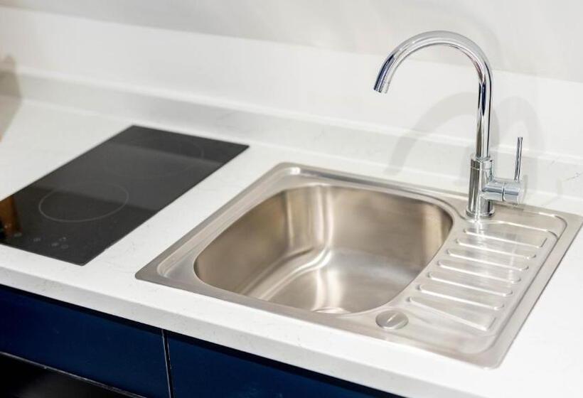 Bowles Aparthotel By Yoko Property