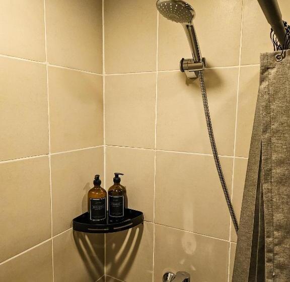 Brand New Central Convenience Studio Condo With Balcony In Araneta City Cubao