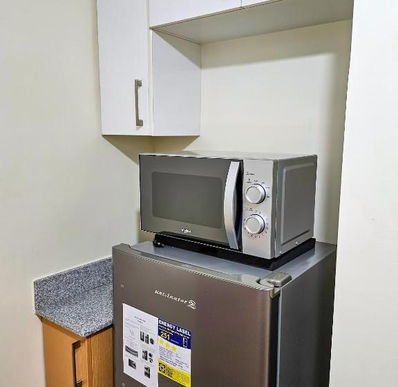 Brand New Central Convenience Studio Condo With Balcony In Araneta City Cubao