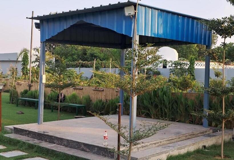 בית מלון כפרי Aarul Farms