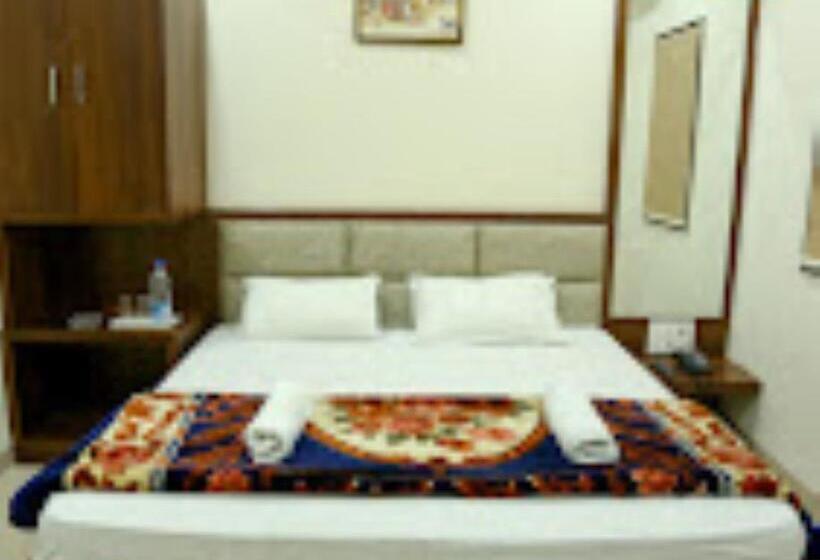 Отель Babylon Regency , Mathura