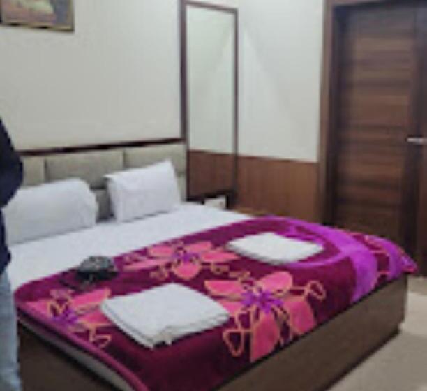 Отель Babylon Regency , Mathura