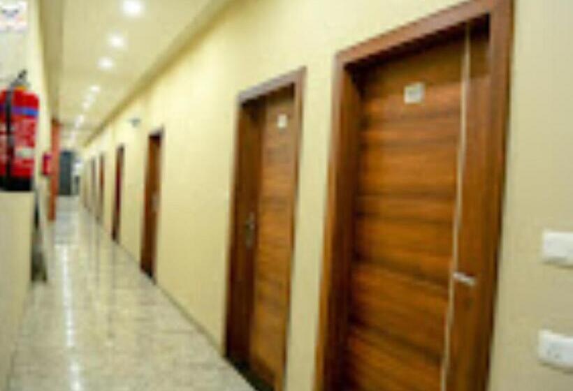 Отель Babylon Regency , Mathura