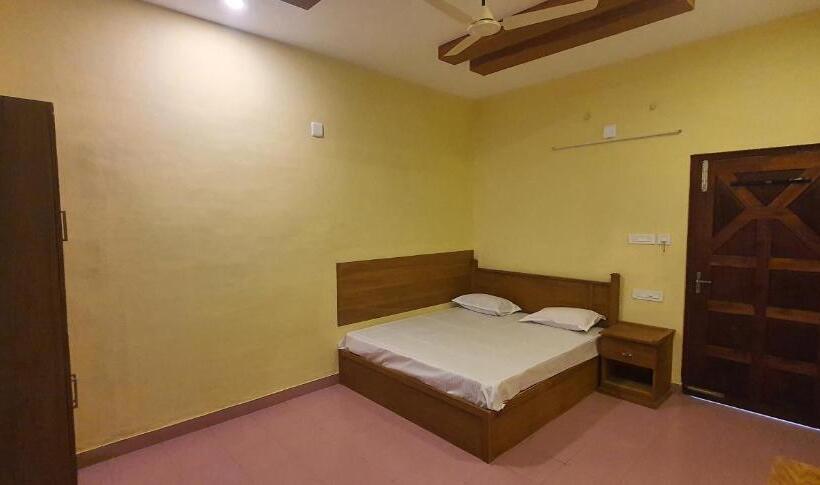 酒店 Bambino Homestay