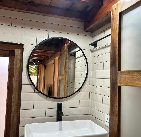 호텔 Blue Lagoon Villa Pasighat