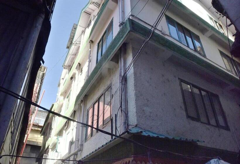 هتل Chaman Palace