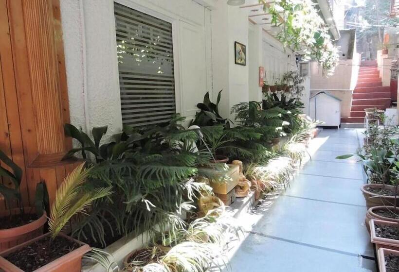 هتل Chaman Palace