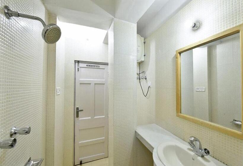 هتل Chaman Palace