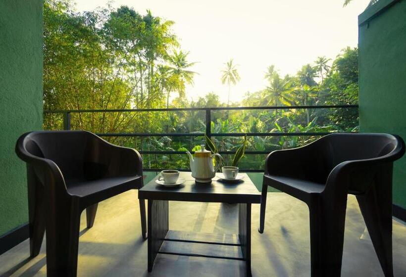 فندق Charlie Breeze