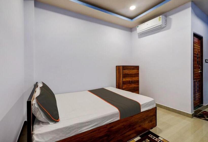 هتل Super Collection O Ashirbad Lodge