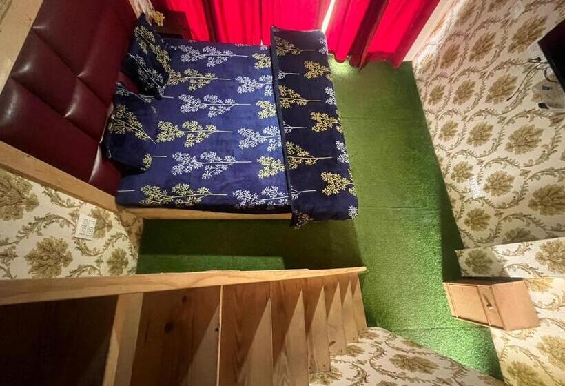 فندق Dak Bangla Cottages