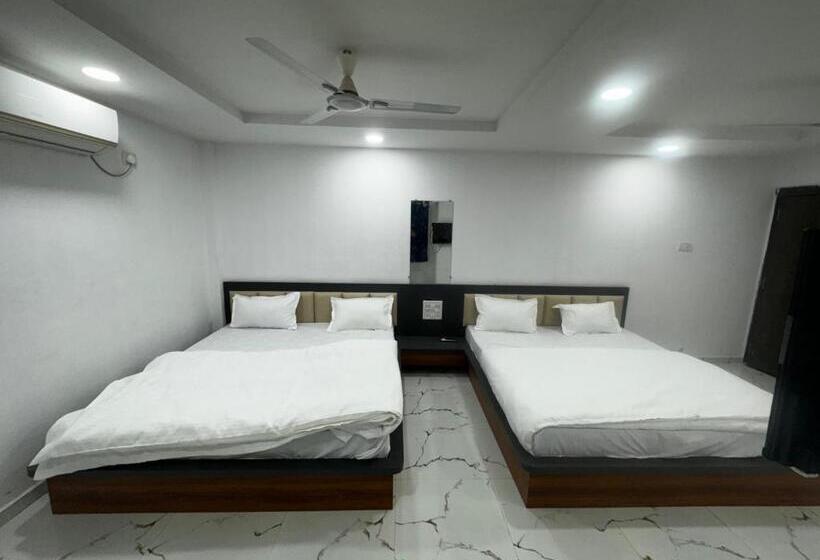 בית מלון כפרי Garden Plaza