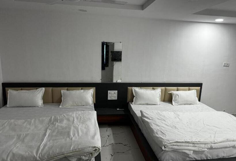 בית מלון כפרי Garden Plaza