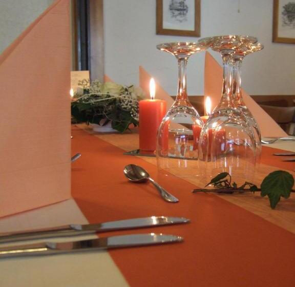 فندق Gasthaus Debelius Beltershausen