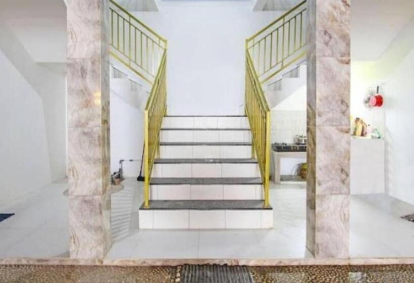 בית מלון כפרי Grand New Sijago