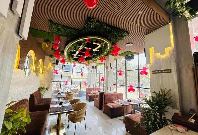 בית מלון כפרי Grand Patliputra