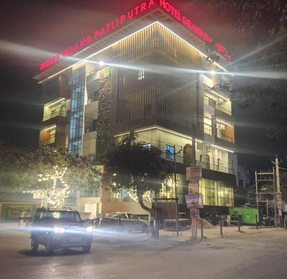 בית מלון כפרי Grand Patliputra