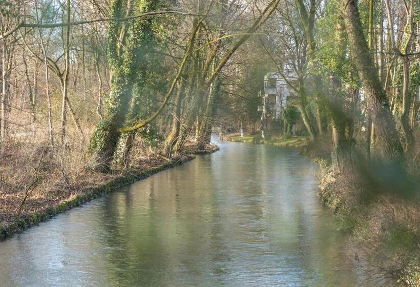هتل Gästehaus Englischer Garten