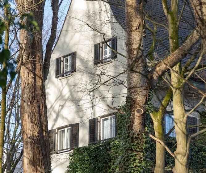 هتل Gästehaus Englischer Garten
