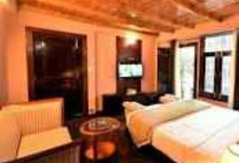 酒店 H. K. Legacy Nainital