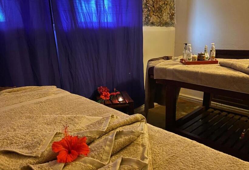 فندق Jaz Amaluna