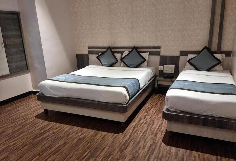 فندق Kiara Eshosans Palace