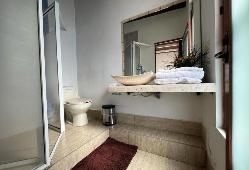 בית מלון כפרי La Palapa & Posada Mía