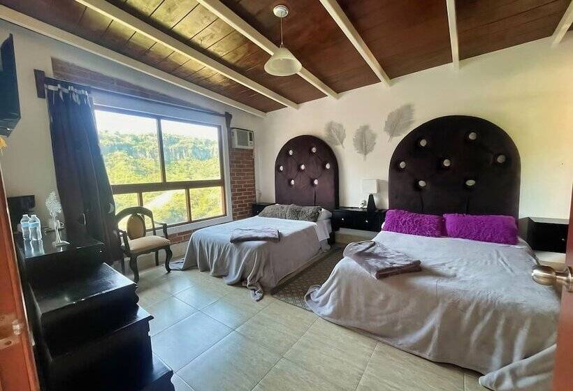 בית מלון כפרי La Palapa & Posada Mía