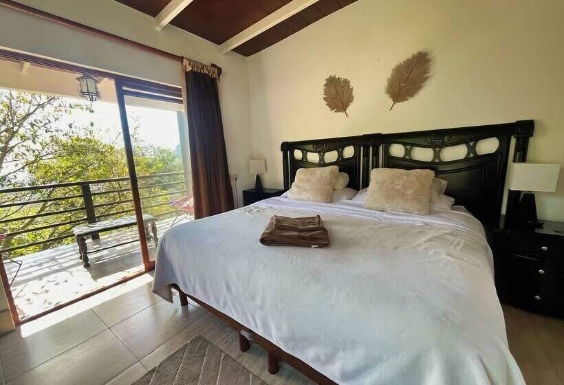 בית מלון כפרי La Palapa & Posada Mía