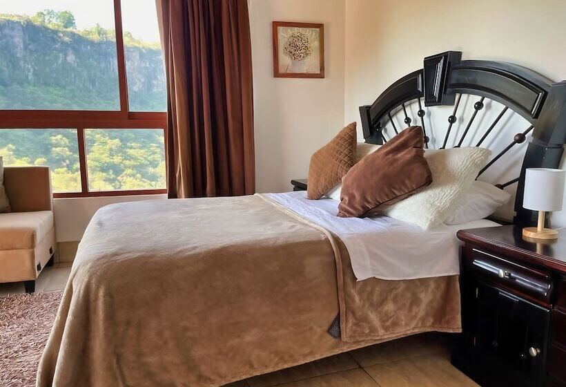 בית מלון כפרי La Palapa & Posada Mía