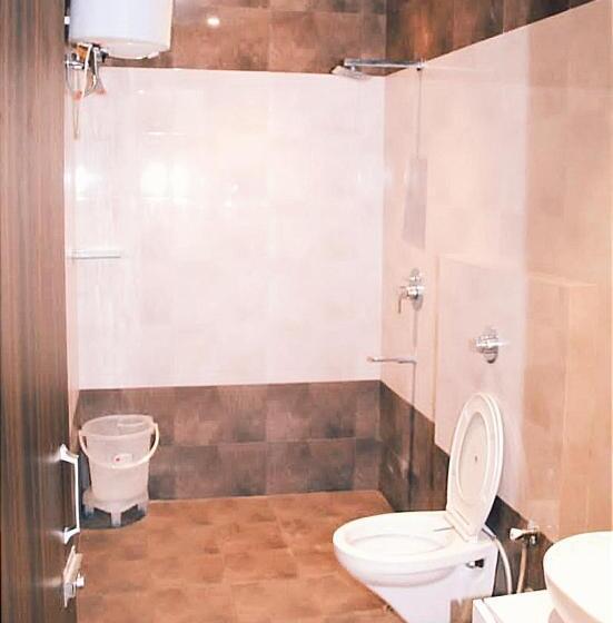 Отель Lovish Appartment    Luxury Rooms    Special Designed For Families, Students, Couples, Parents