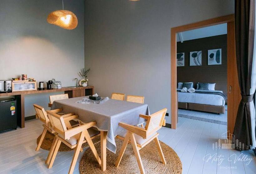 هتل Misty Valley Doichang Private Pool Villa