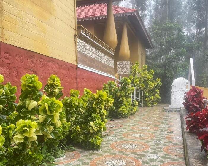 هتل Nature S Cradle Resort